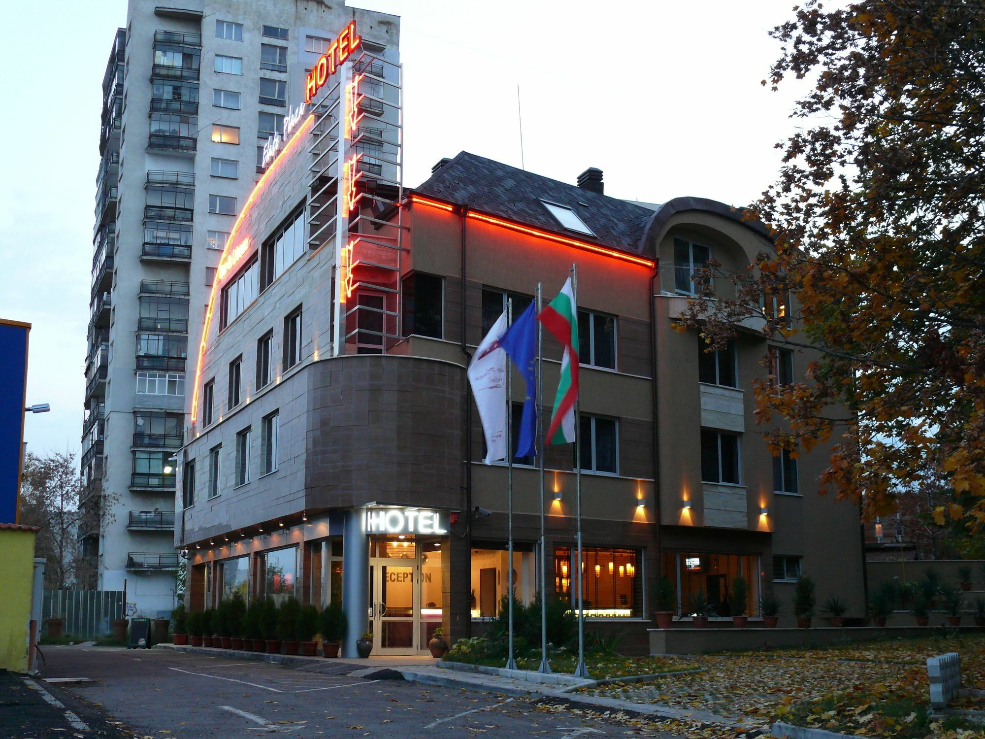 Elate Plaza Hotel Sofia Exterior foto