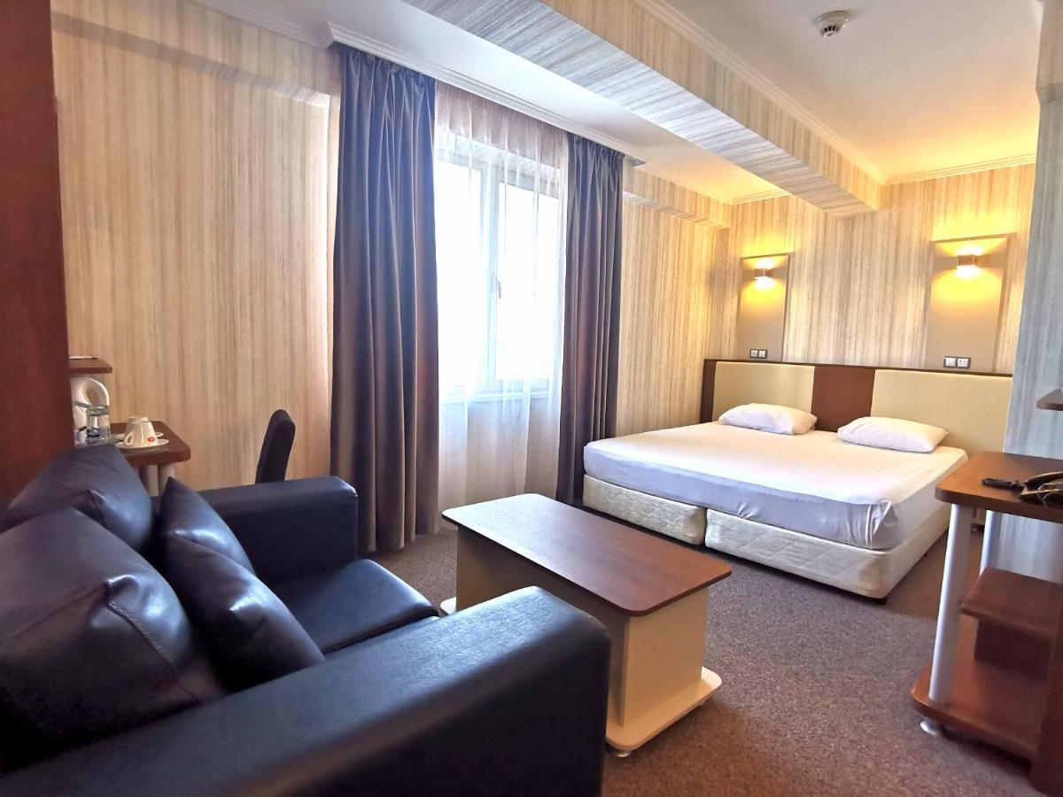 Elate Plaza Hotel Sofia Exterior foto